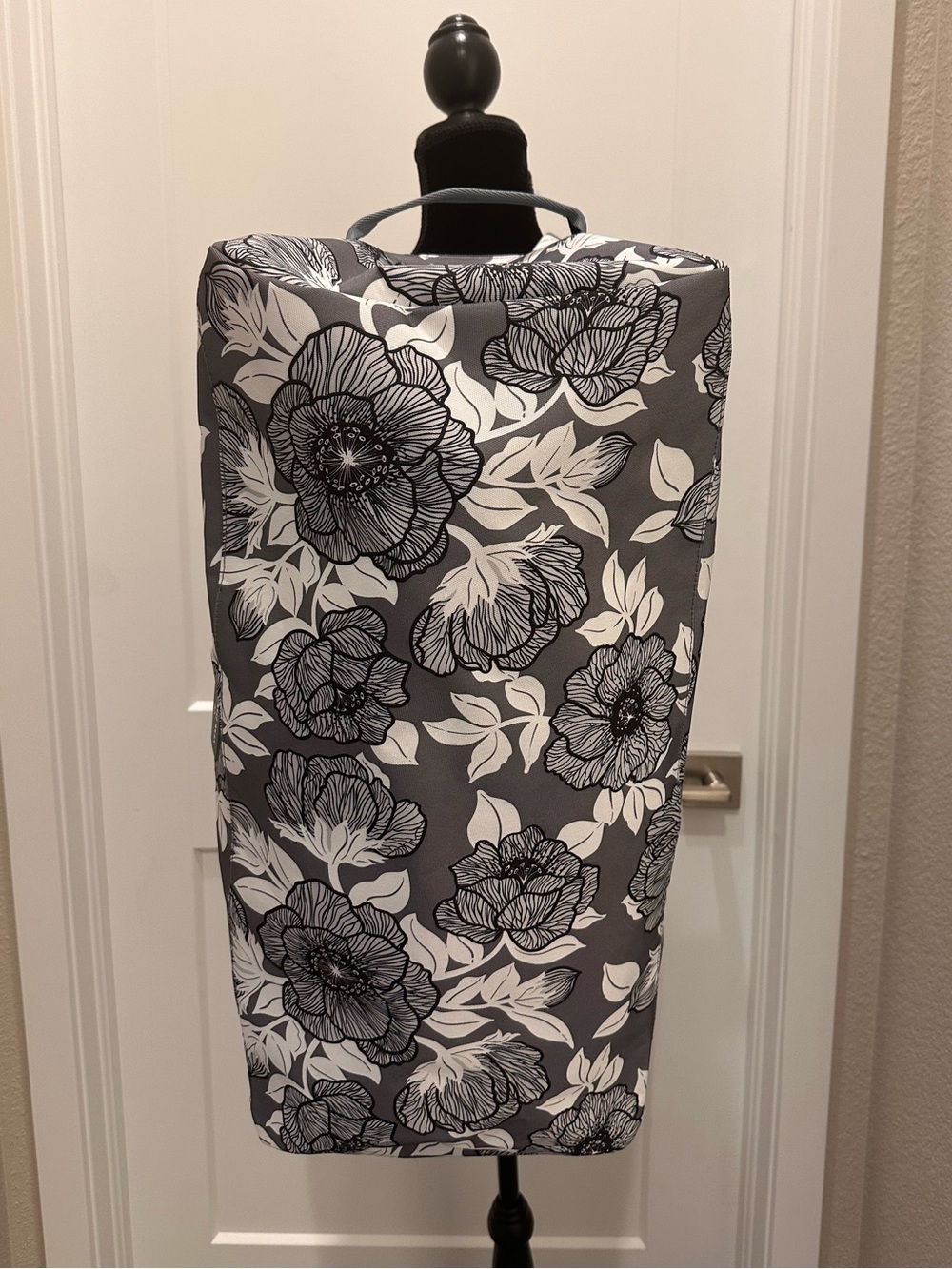 Vera Bradley Lighten Up XL Duffel Backpack NWT